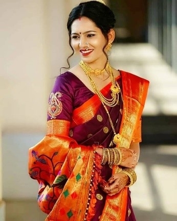 महाराष्ट्रीय पारंपरिक पोशाख: Maharashtra Traditional Dress in Marathi, Download PDF